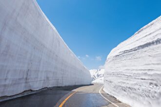 Corridoio della Neve di Tateyama