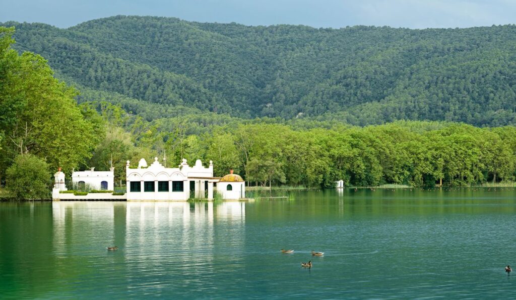 Banyoles